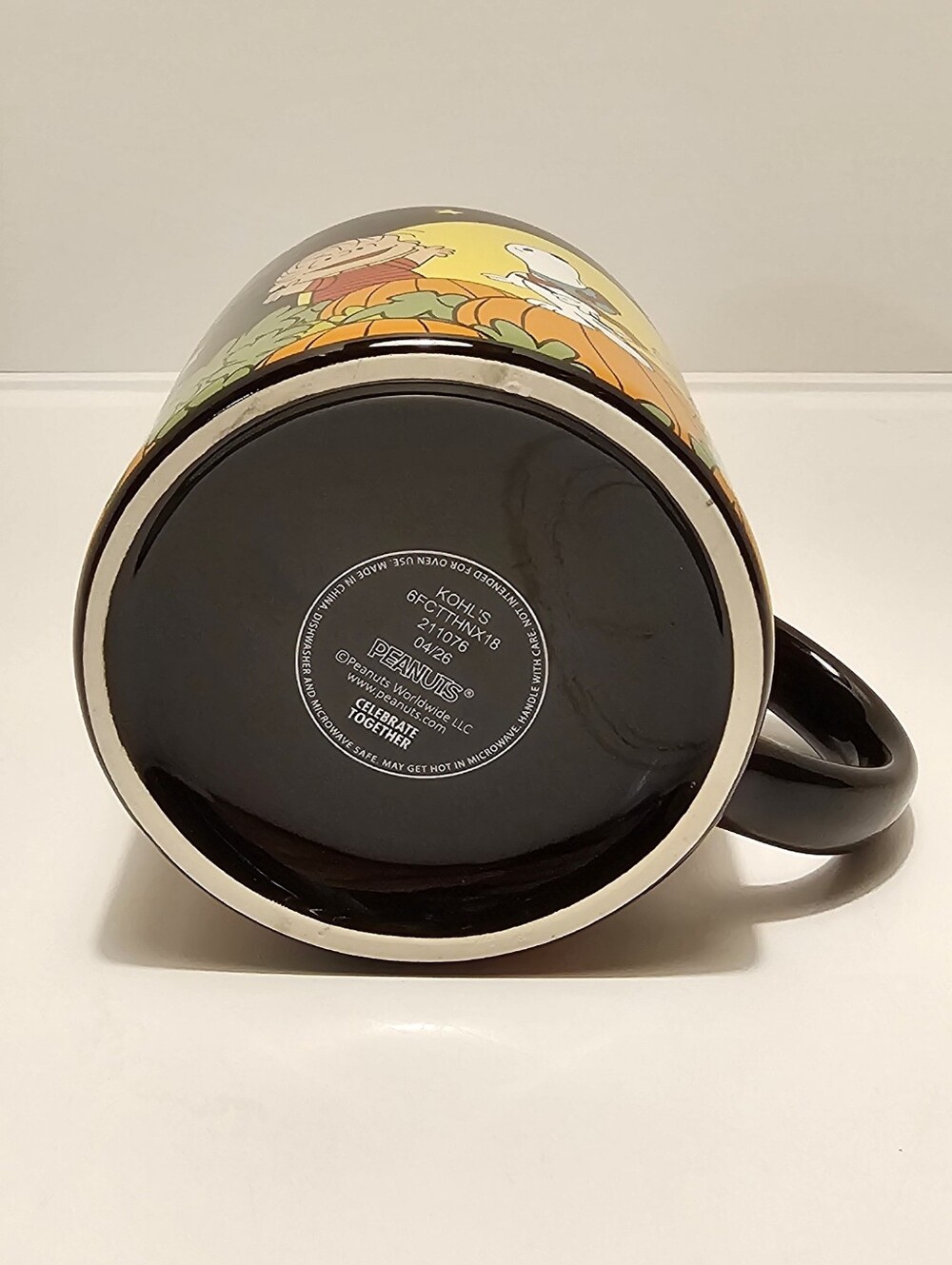 Peanuts Snoopy Halloween Great Pumpkin Mug - Picture 6 of 6